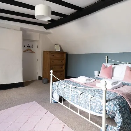 Redesdale View, High Street With Private Garden Apartment Moreton-in-Marsh Exterior photo